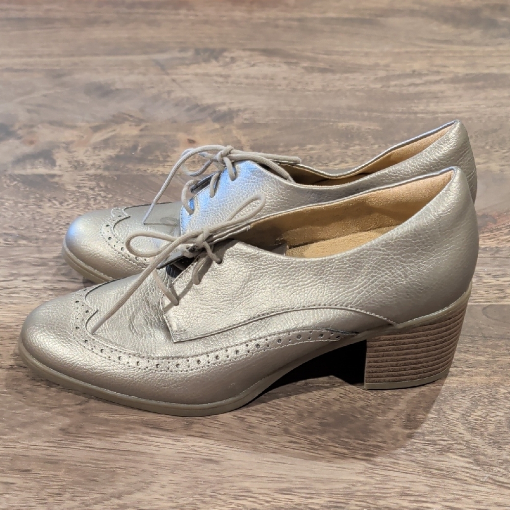 Naturalizer Herlie Wingtip Oxford Pewter Shoes - Picture 3 of 7